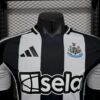 Newcastle United 2024/25 local camiseta versión jugador - Image 5