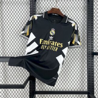 Real Madrid 2025/26 Retro Special Edition camiseta