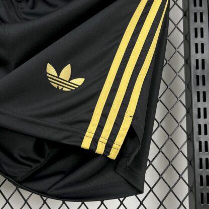 Mexico 2025/26 Gold- Black pantaloneta - Image 3