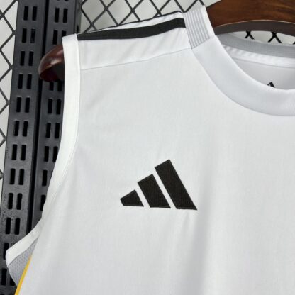 Real Madrid 2025/26 White camiseta - Image 7