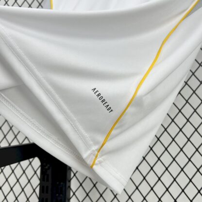 Real Madrid 2025/26 White camiseta - Image 4