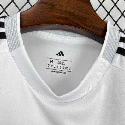 Real Madrid 2025/26 White camiseta - Image 3