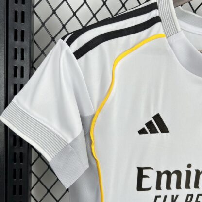 Real Madrid 2025/26 local Mujers camiseta - Image 5