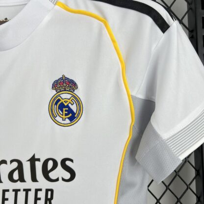Real Madrid 2025/26 local Mujers camiseta - Image 4