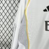 Real Madrid 2025/26 local manga largas camiseta - Image 8