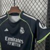 Real Madrid 2025/26 visitante niños conjunto - Image 4