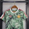 Manchester United 2024/25 Stone Roses Originals Icon Edition niños conjunto - Image 2