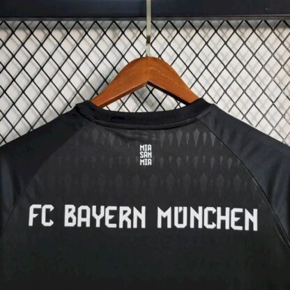 Bayern Munich 2023/24 portero camiseta - Image 6