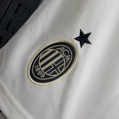 AC Milan 2023/24 Fourth pantaloneta - Image 5