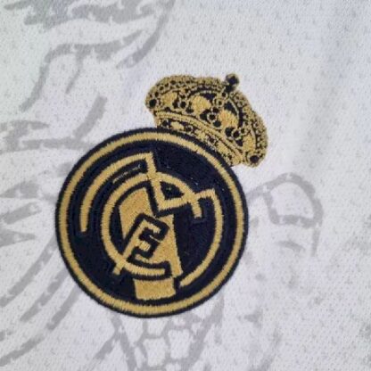 Real Madrid 2022/23 Dragon camiseta - Image 3