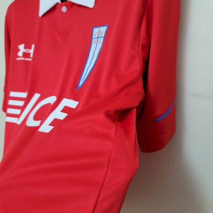 Universidad Catolica 2023/24 local camiseta - Image 3