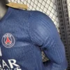 Paris Saint-Germain 2024/25 local manga largas camiseta versión jugador - Image 5