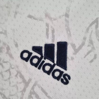 Real Madrid 2022/23 Dragon camiseta - Image 2