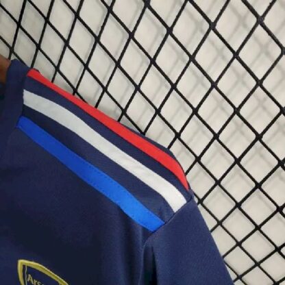 Arsenal 2023/24 Co-branded camiseta - Image 7