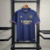 Arsenal 2023/24 Co-branded camiseta - Image 2