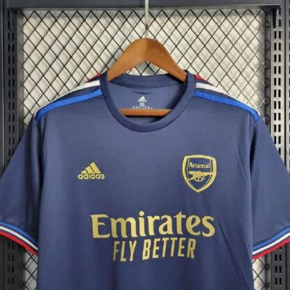 Arsenal 2023/24 Co-branded camiseta - Image 3