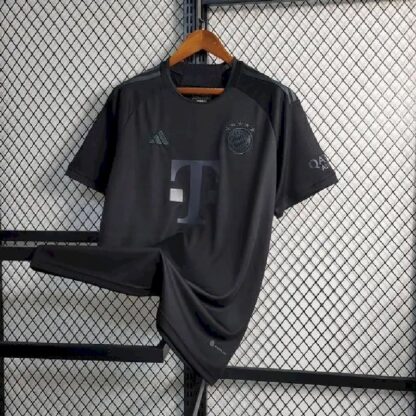 Bayern Munich 2023/24 Special Edition camiseta - Image 2