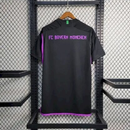 Bayern Munich 2023/24 visitante camiseta - Image 10