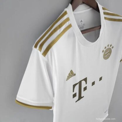 Bayern Munich 2022/23 visitante camiseta - Image 3
