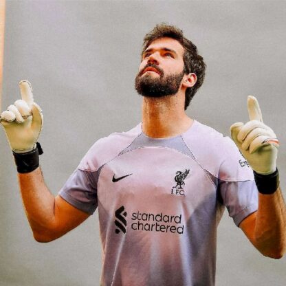 Liverpool 2022/23 portero camiseta - Image 8