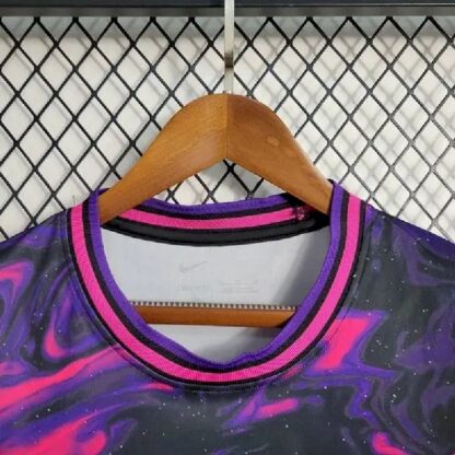 Paris Saint-Germain 2023/24 Colorful Pre-Match entrenamiento camiseta - Image 4