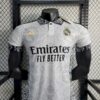 Real Madrid 2023/24 Classic Edition camiseta versión jugador - Image 2
